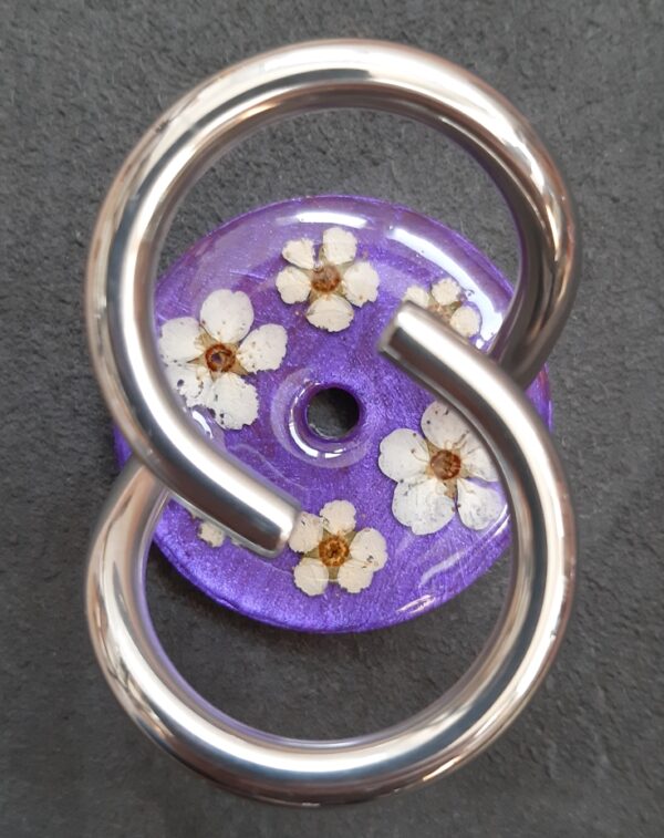 Spiere weiss auf violett_20250129 Spiere